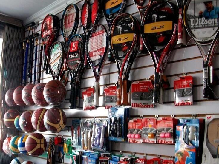 蘭州體育用品廠家教你怎么去保養(yǎng)乒乓球臺？下面有詳細介紹